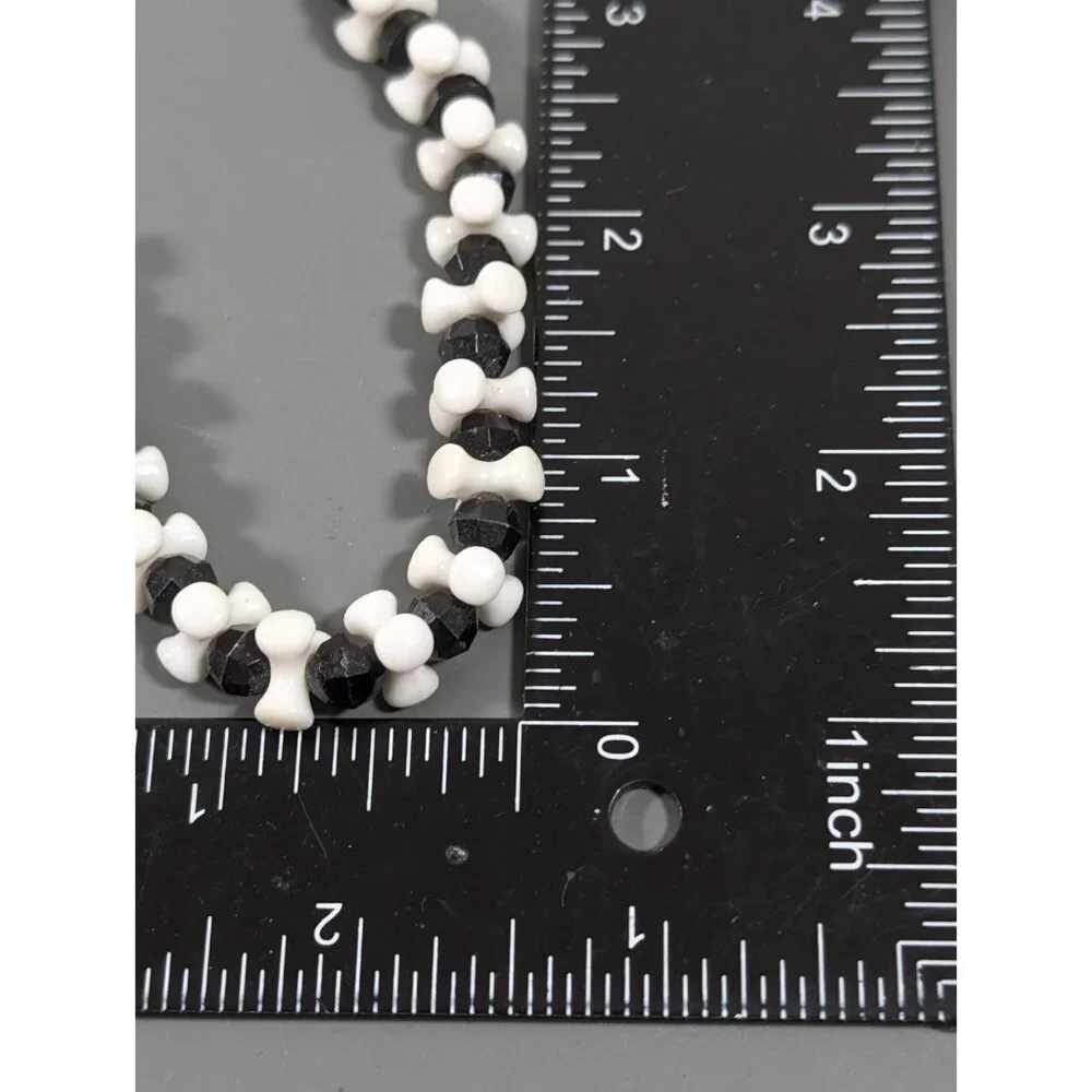 Vintage Black White Lucite Beaded Necklace 28 in Strand Classic‎ Mod